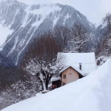 Alpstuga Chalet In Gstaad Near Ski Slopes